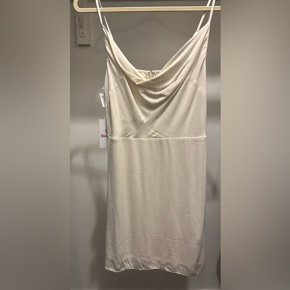 NWT Aritzia Mini Dress - Picture 5 of 11